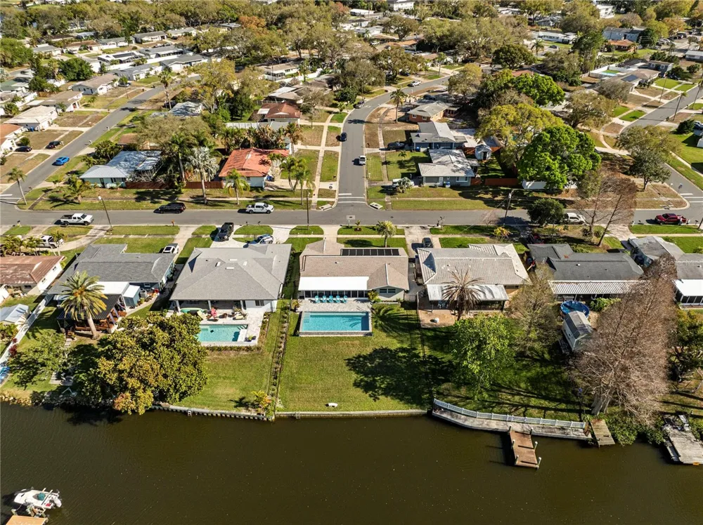 632 SHORE DRIVE Largo, FL 33771