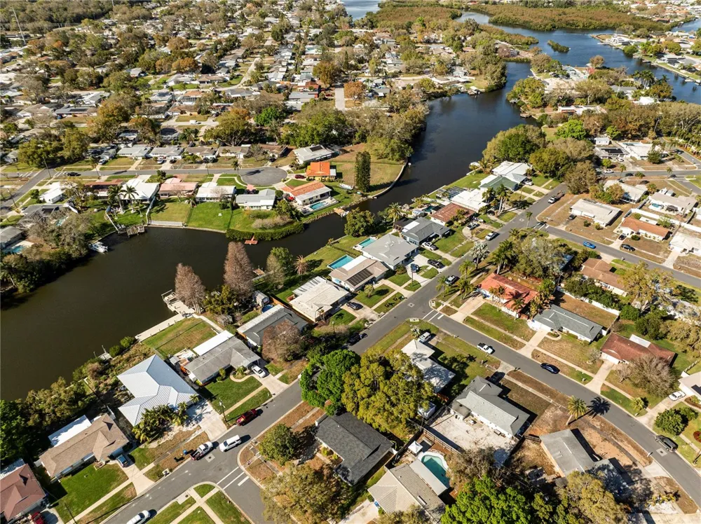 632 SHORE DRIVE Largo, FL 33771
