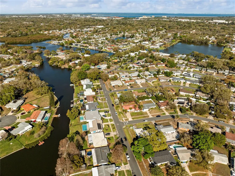 632 SHORE DRIVE Largo, FL 33771
