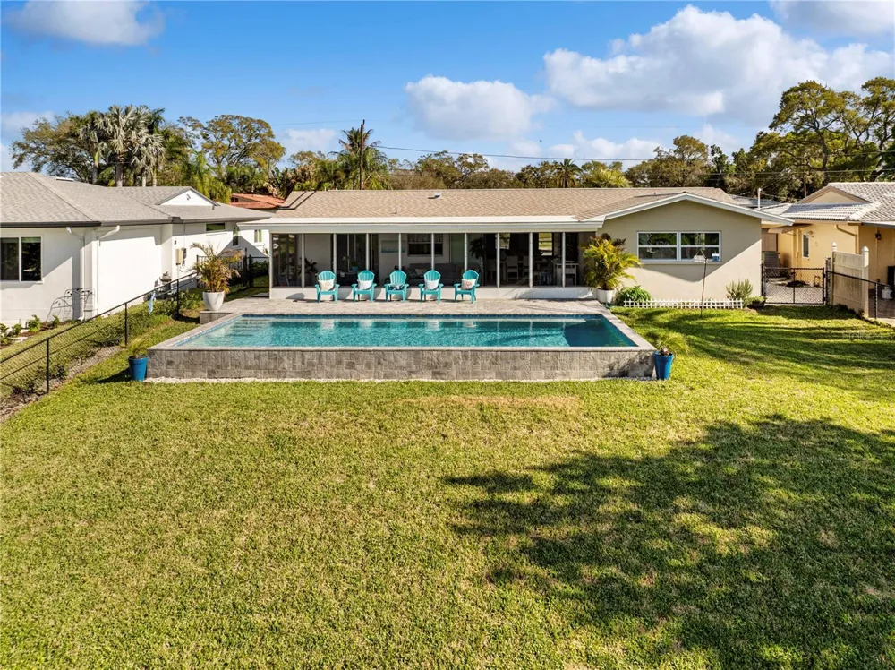 632 SHORE DRIVE Largo, FL 33771