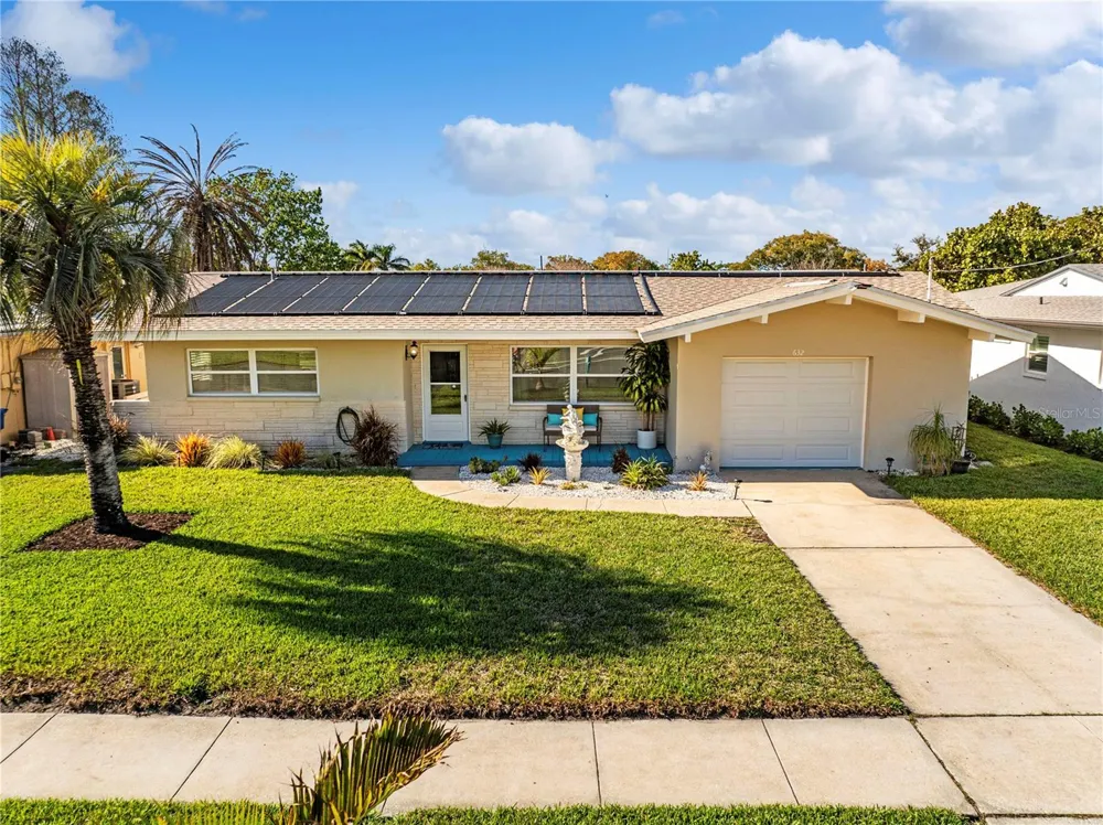632 SHORE DRIVE Largo, FL 33771