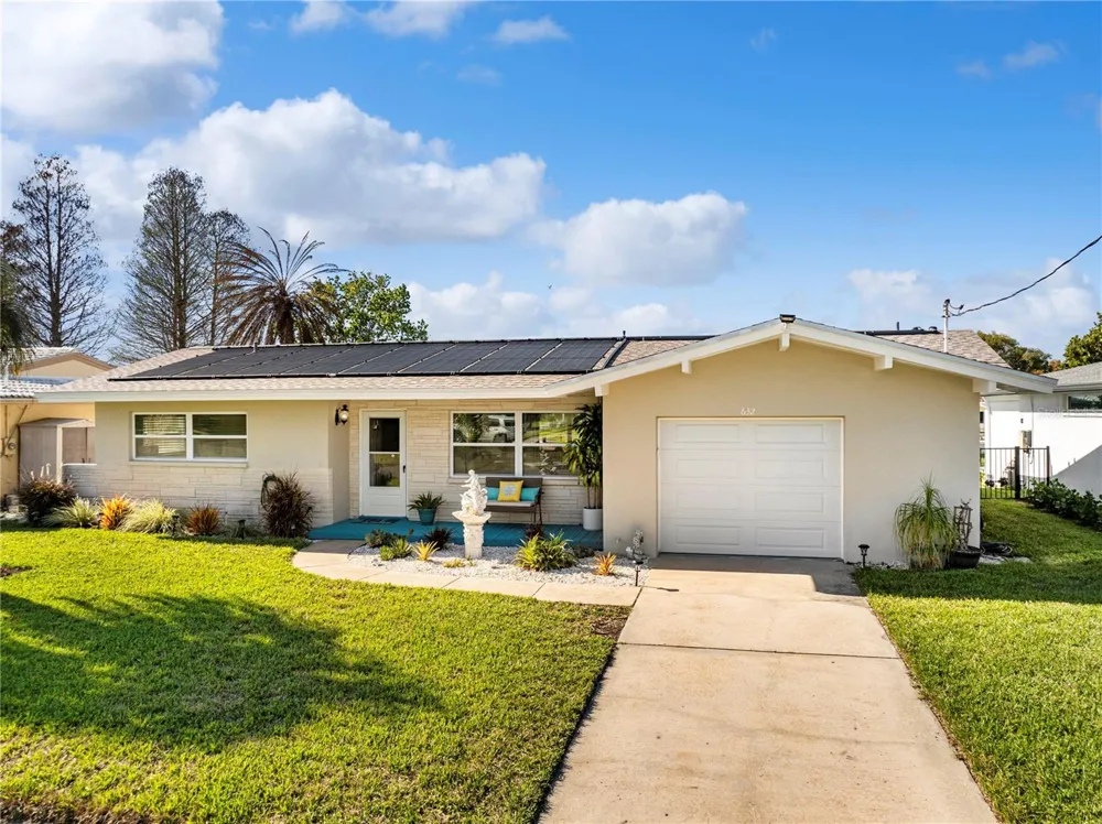 632 SHORE DRIVE Largo, FL 33771