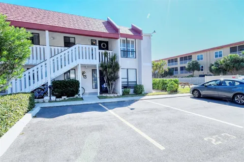 1801 GULF DRIVE #275