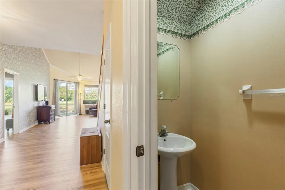 1050 STARKEY ROAD #2102 Largo, FL 33771