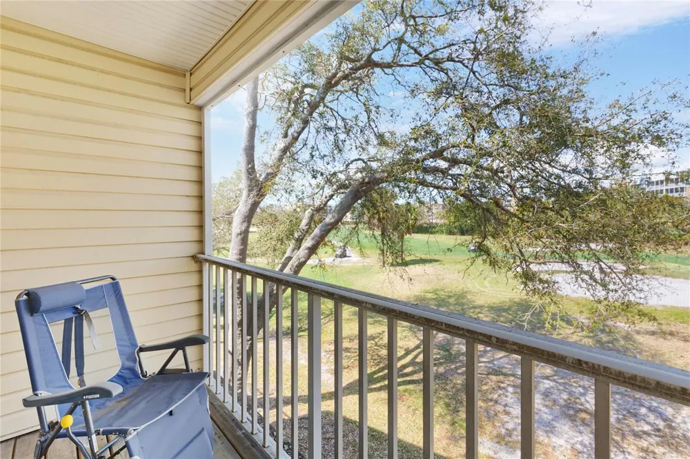 1050 STARKEY ROAD #2102 Largo, FL 33771