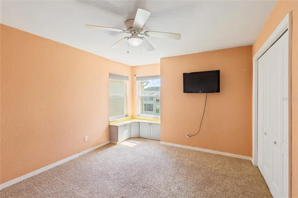 1050 STARKEY ROAD #2102 Largo, FL 33771