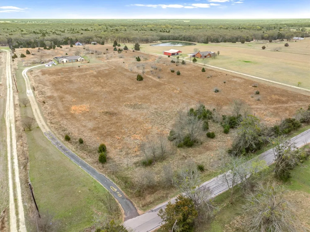 14709 County Road 4015 Mabank, TX 75147