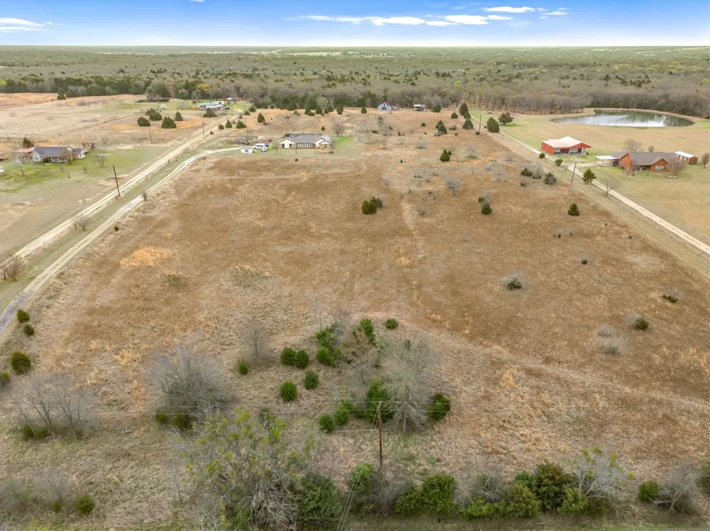 14709 County Road 4015 Mabank, TX 75147