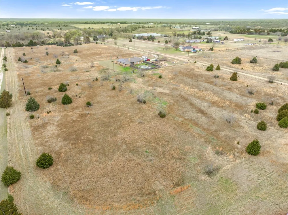 14709 County Road 4015 Mabank, TX 75147