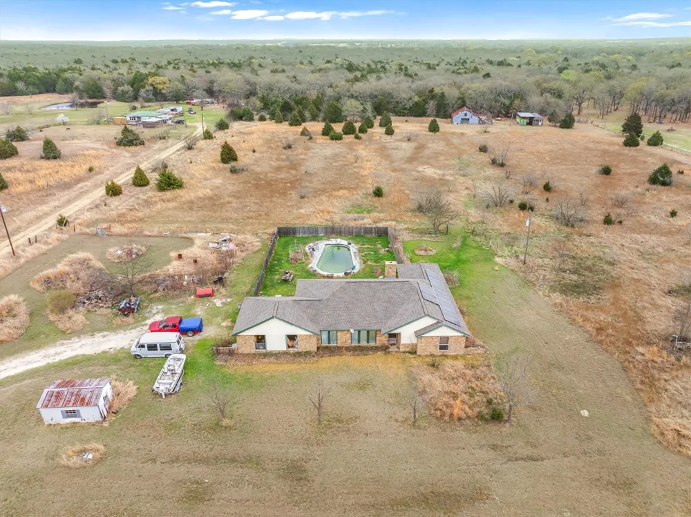 14709 County Road 4015 Mabank, TX 75147