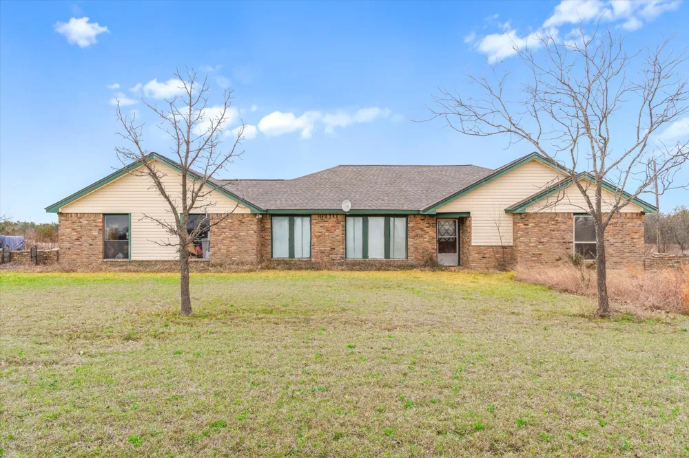 14709 County Road 4015 Mabank, TX 75147