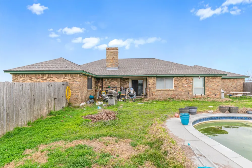 14709 County Road 4015 Mabank, TX 75147