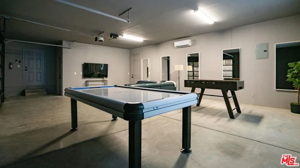 71638 Laura Lane Twentynine Palms, CA 92277