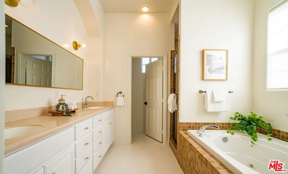 71638 Laura Lane Twentynine Palms, CA 92277