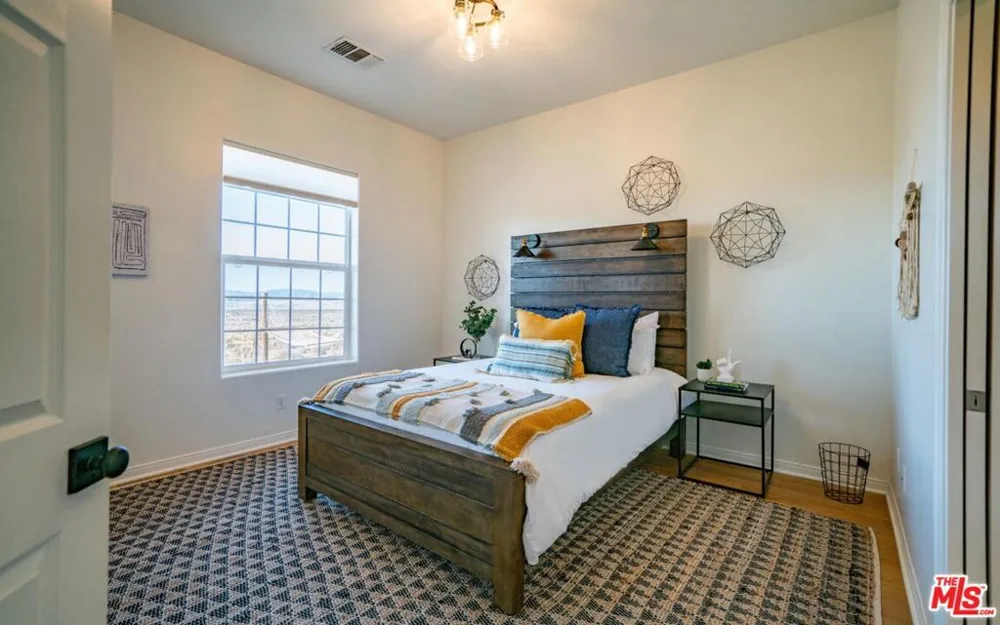71638 Laura Lane Twentynine Palms, CA 92277