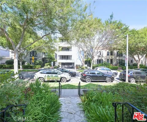 149 S Crescent Drive #C