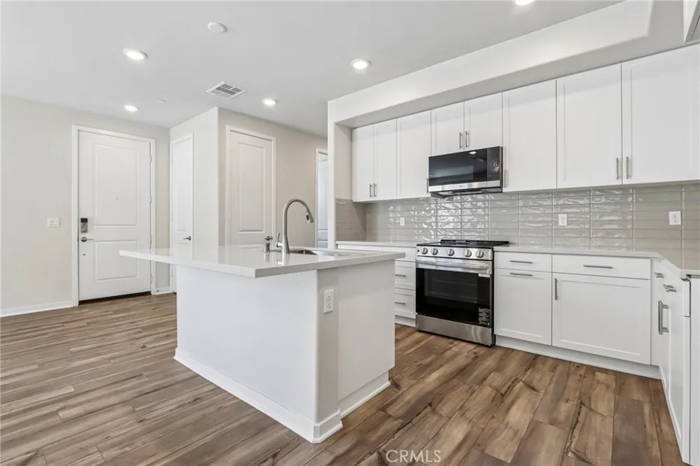 9187 Waverly Lane Riverside, CA 92503