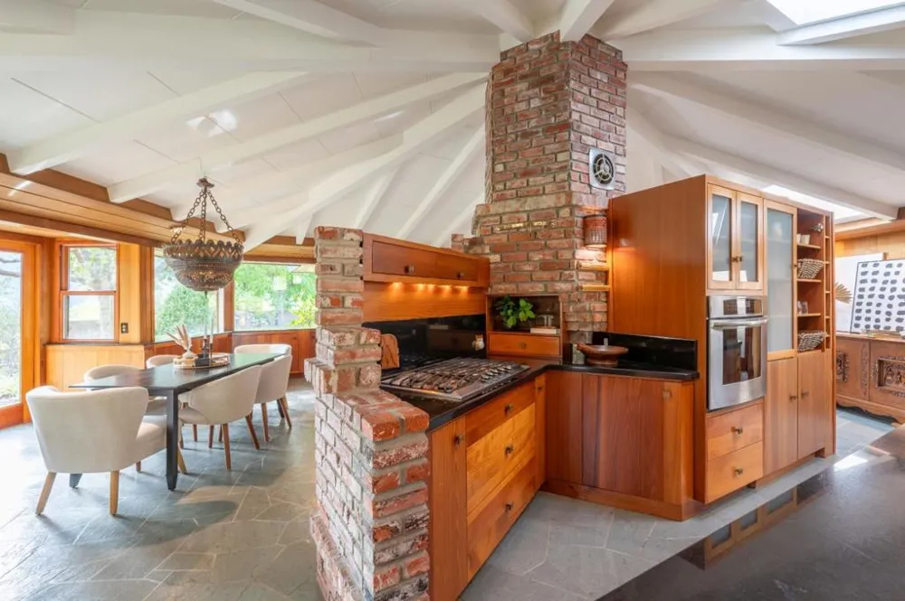 9 STORY ROAD Carmel Valley, CA 93924