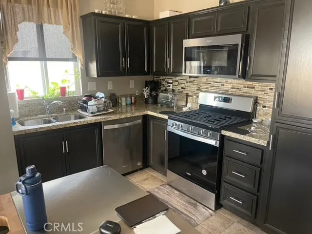3649 Half Dome Rosamond, CA 93560