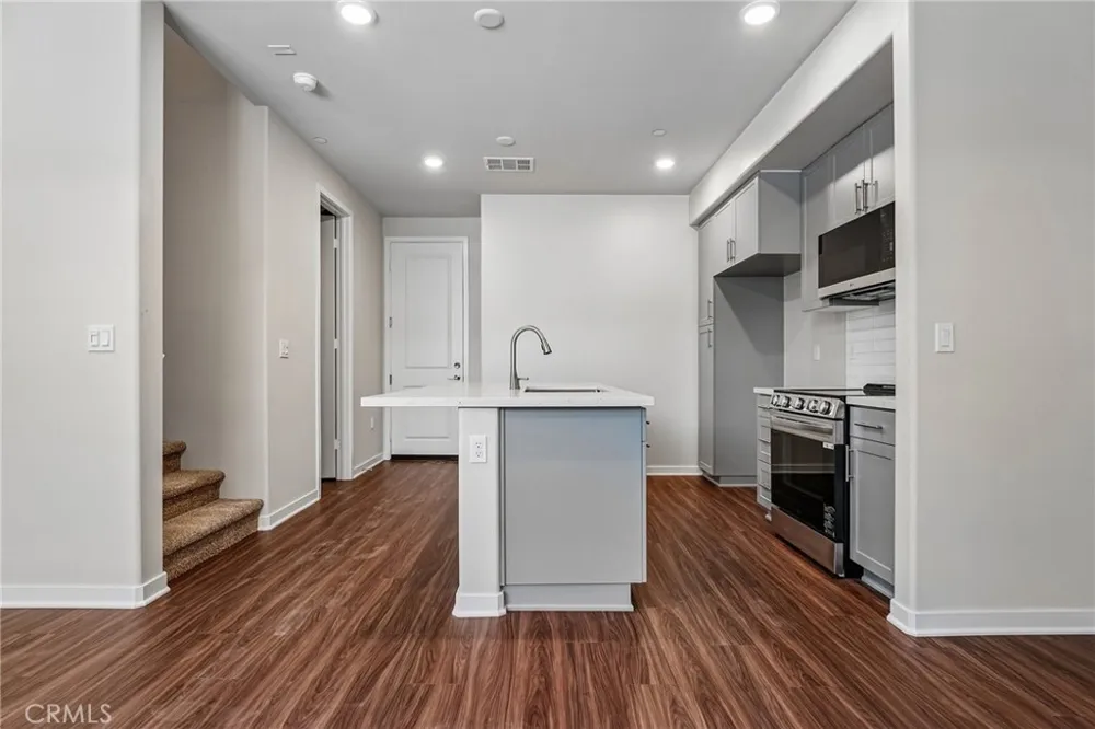 9195 Waverly Lane Riverside, CA 92503
