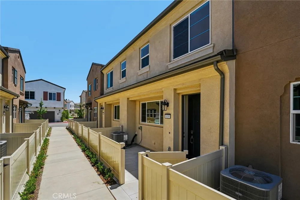 9195 Waverly Lane Riverside, CA 92503