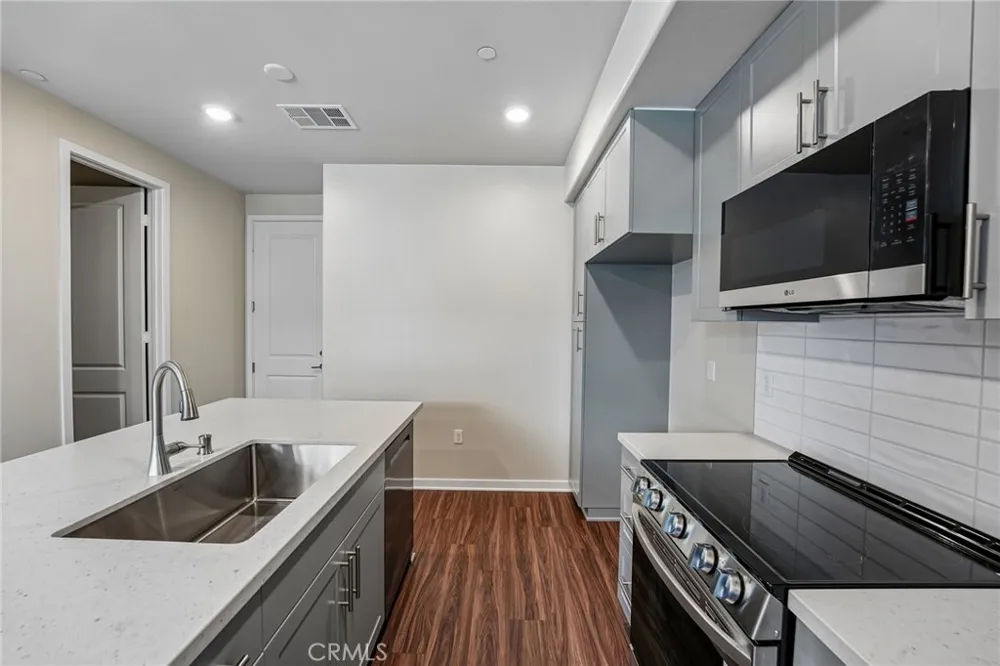 9195 Waverly Lane Riverside, CA 92503