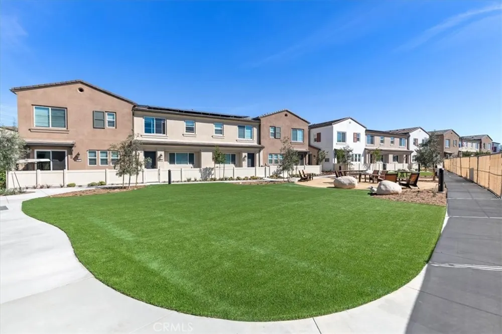 9195 Waverly Lane Riverside, CA 92503