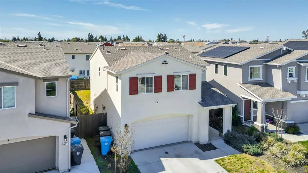 1415 Crimson Lane Manteca, CA 95336