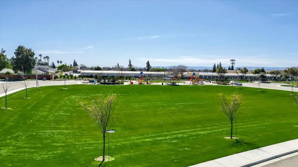 1415 Crimson Lane Manteca, CA 95336