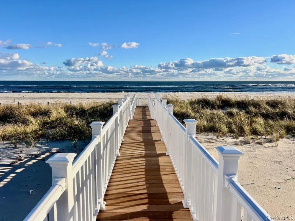 675 Dune Road Westhampton Beach, NY 11978