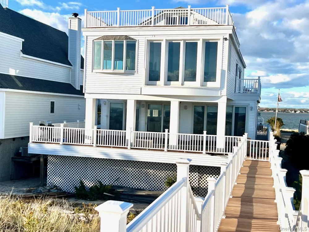 675 Dune Road Westhampton Beach, NY 11978
