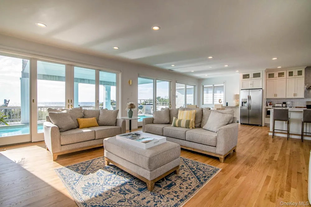675 Dune Road Westhampton Beach, NY 11978