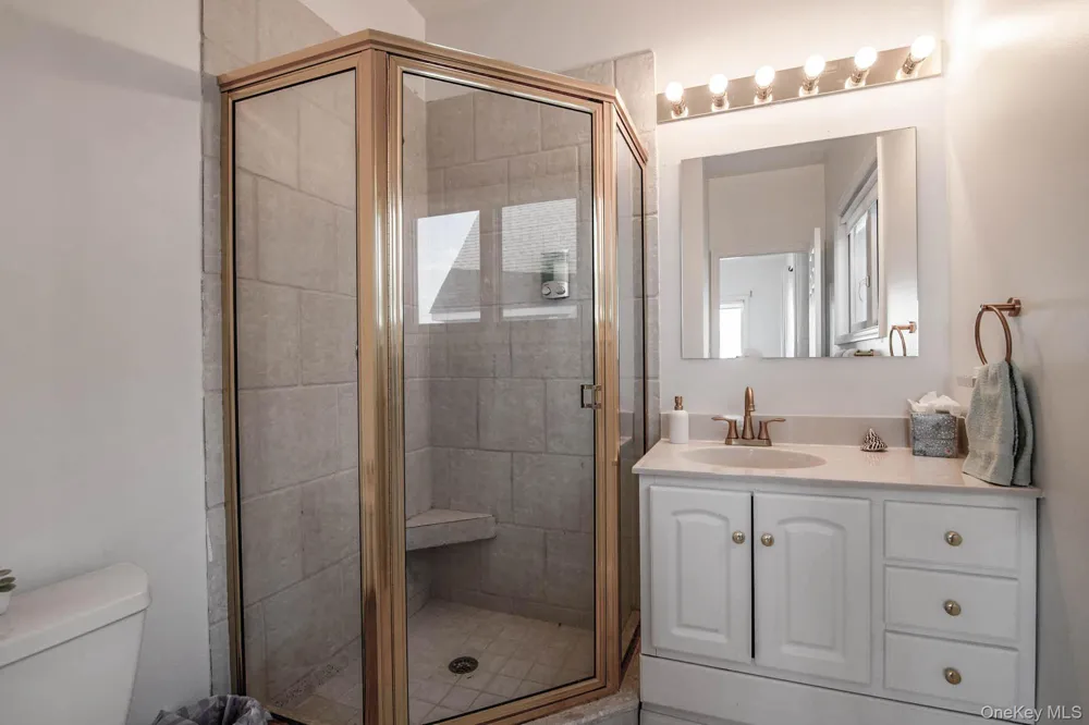 675 Dune Road Westhampton Beach, NY 11978