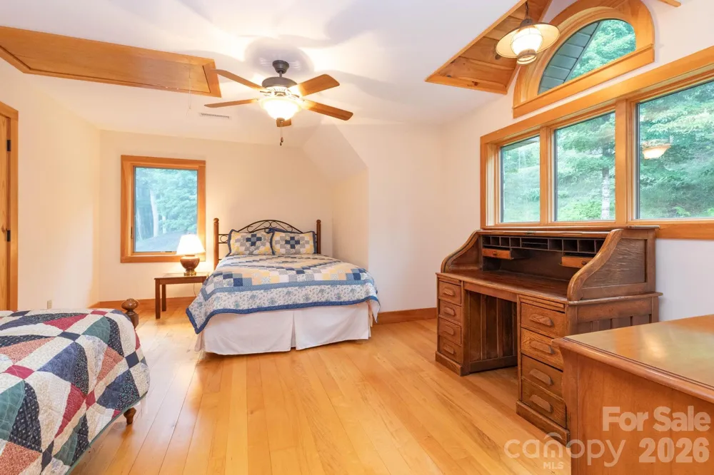155 Mule Trail Drive Bakersville, NC 28705