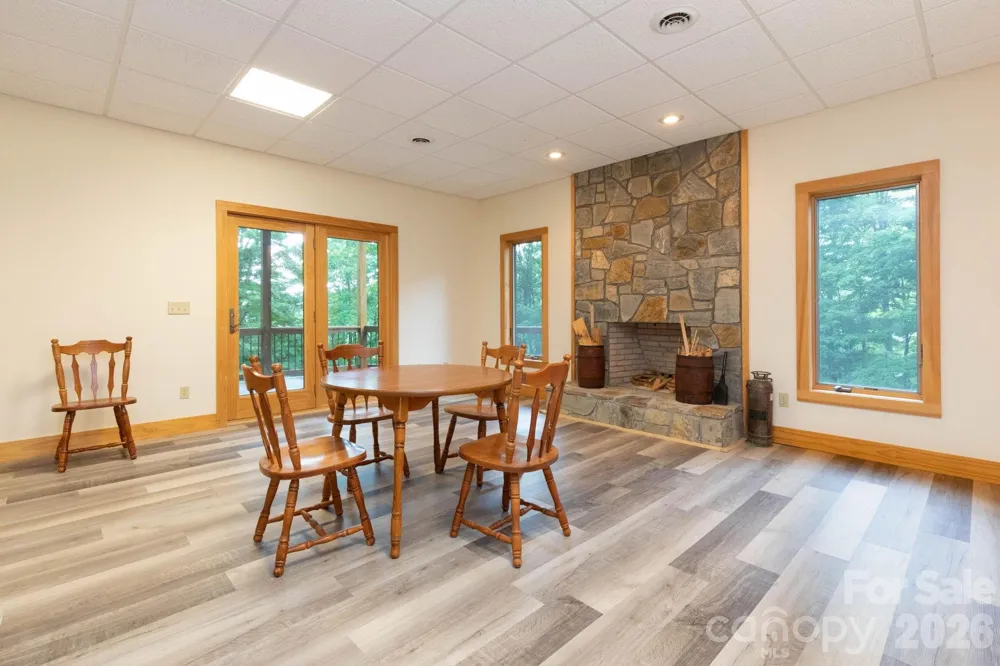 155 Mule Trail Drive Bakersville, NC 28705