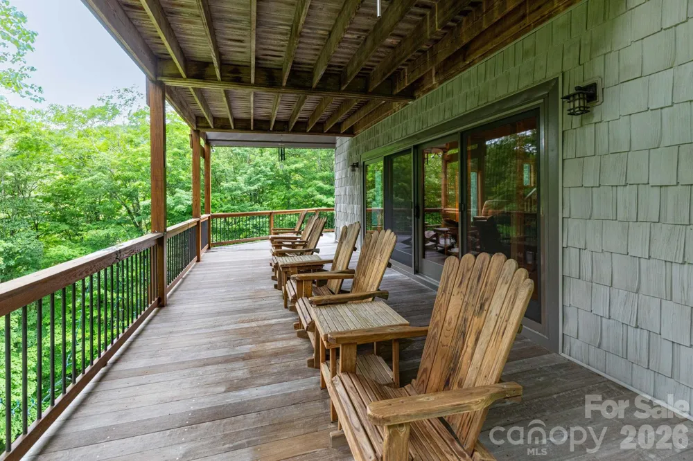 155 Mule Trail Drive Bakersville, NC 28705