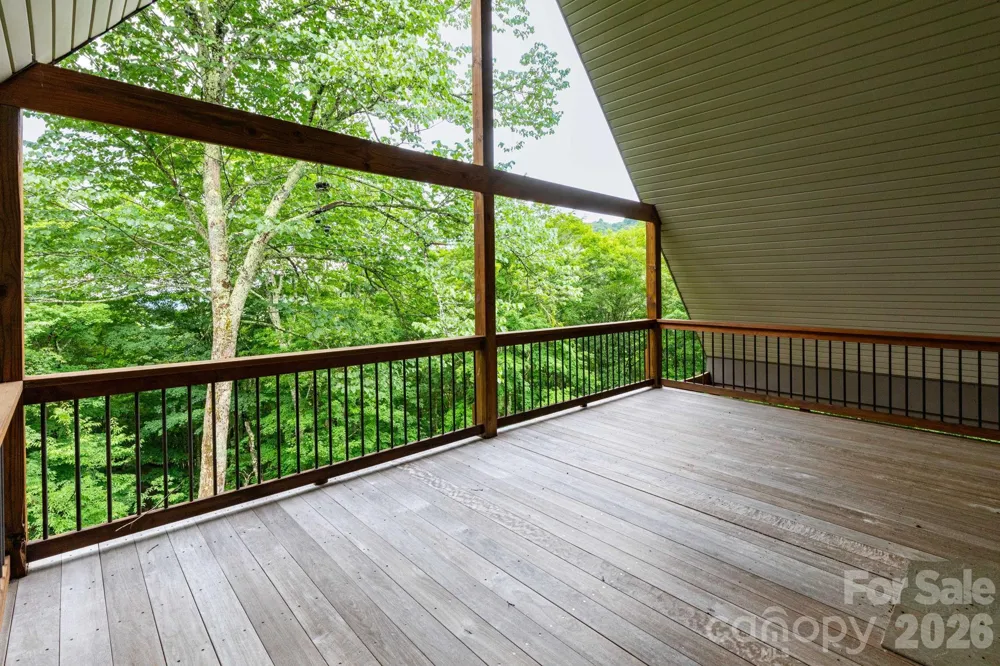 155 Mule Trail Drive Bakersville, NC 28705