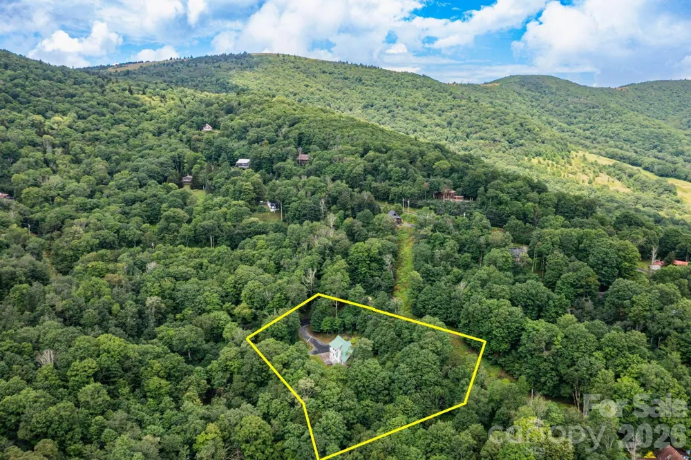 155 Mule Trail Drive Bakersville, NC 28705
