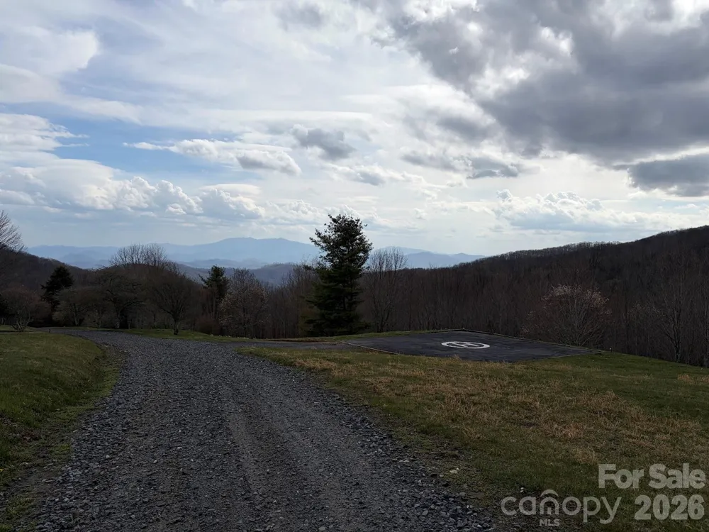 155 Mule Trail Drive Bakersville, NC 28705