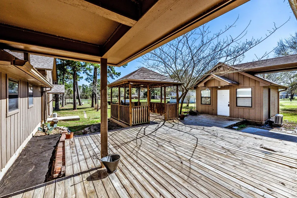 191 Timber Bay Drive Trinity, TX 75862