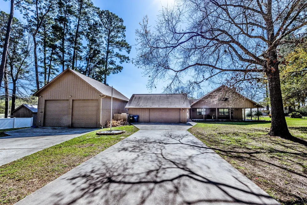 191 Timber Bay Drive Trinity, TX 75862