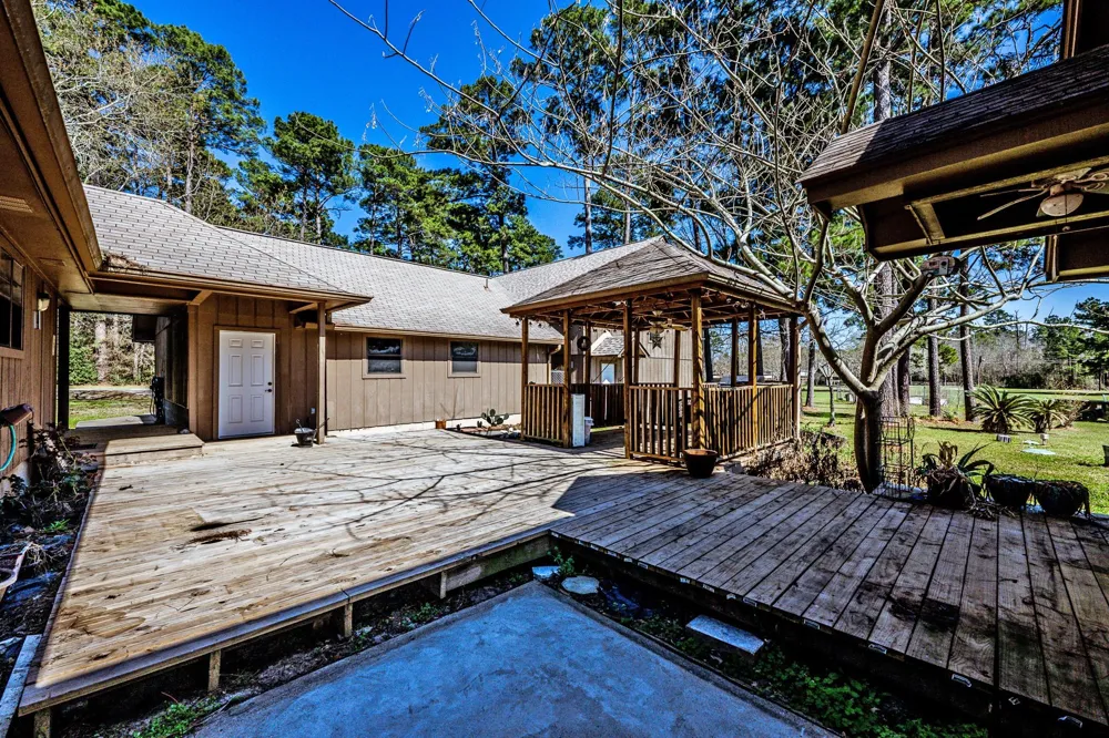191 Timber Bay Drive Trinity, TX 75862
