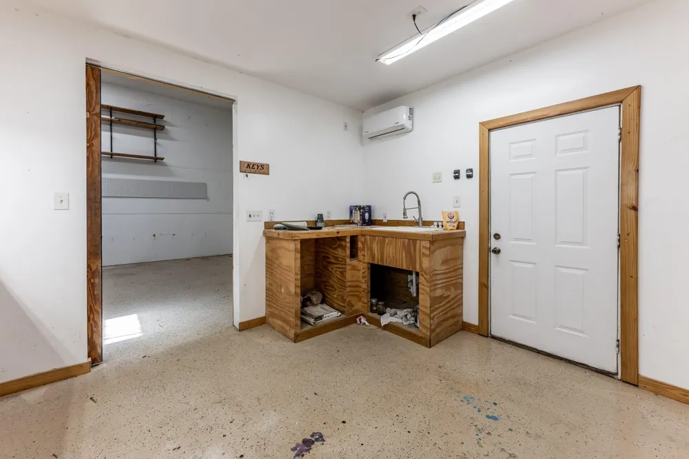 191 Timber Bay Drive Trinity, TX 75862