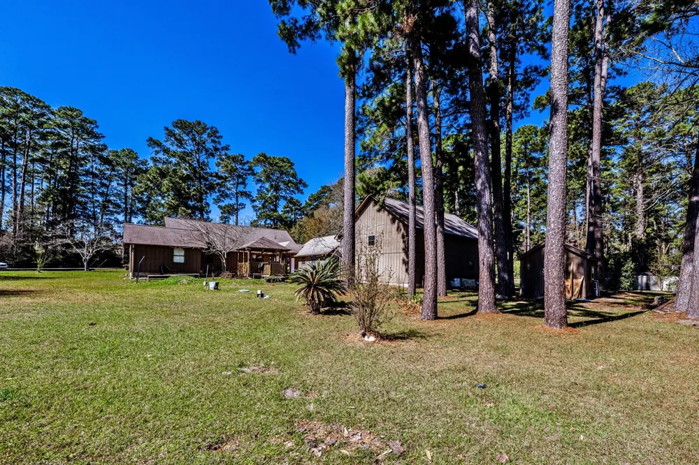 191 Timber Bay Drive Trinity, TX 75862