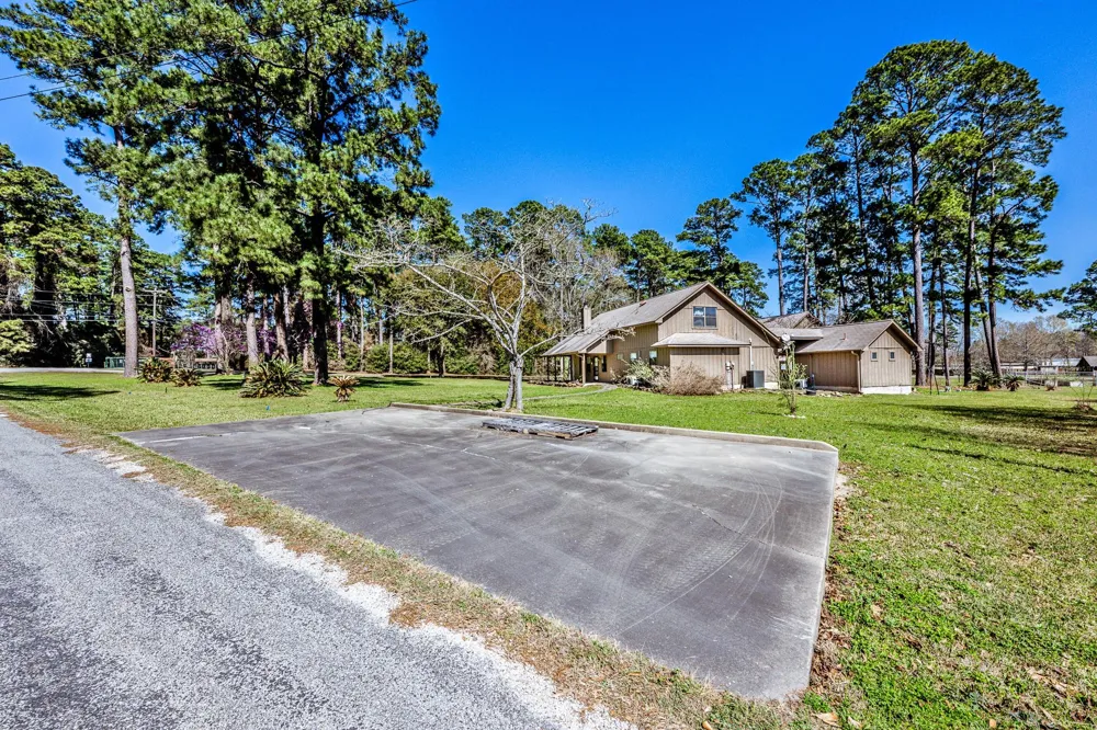 191 Timber Bay Drive Trinity, TX 75862