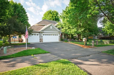 723 36th Street W