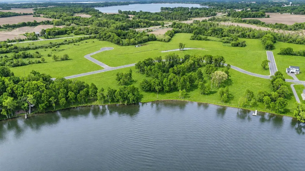 7670 Lake John Drive Annandale, MN 55302
