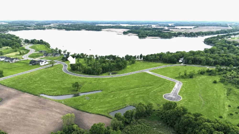 7670 Lake John Drive Annandale, MN 55302