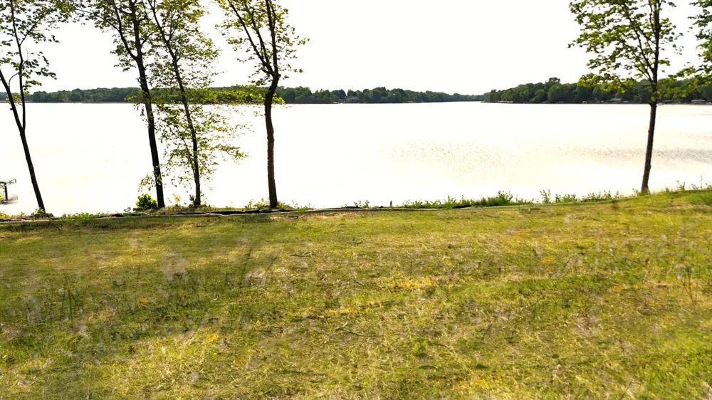 7670 Lake John Drive Annandale, MN 55302