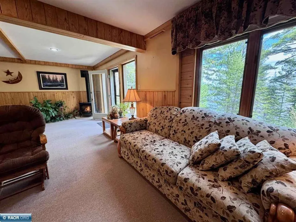9245 Burris Drive Cook, MN 55723